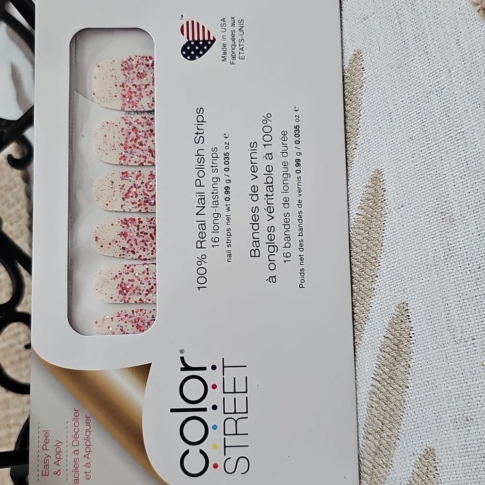 Color Street Nail Polish Strips 16 Glitter Ombre Color: Love Shack New Sealed
